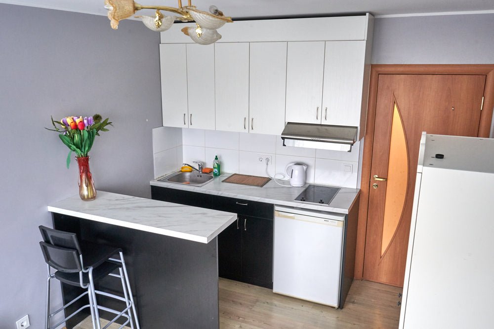 18 Airbnb Small Room Ideas - FOTILE