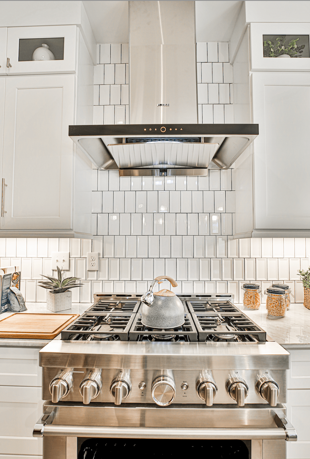 Ducted vs. Ductless Range Hoods: What's the Difference? - FOTILE